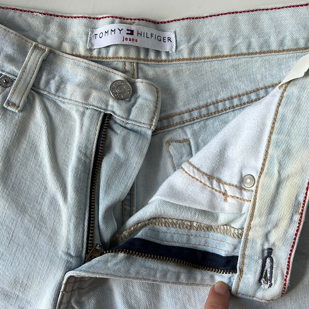 Tommy Hilfiger Jeans Short Pre-owned size 2 - Picture 4 of 10